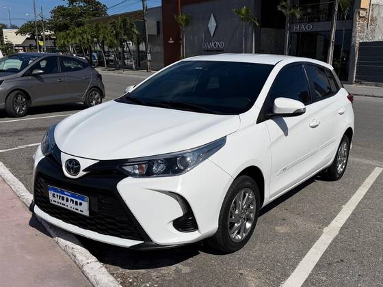 TOYOTA YARIS 1.5 16V FLEX XS CONNECT MULTIDRIVE TOYOTA YARIS 1.5 16V FLEX XS CONNECT MULTIDRIVE